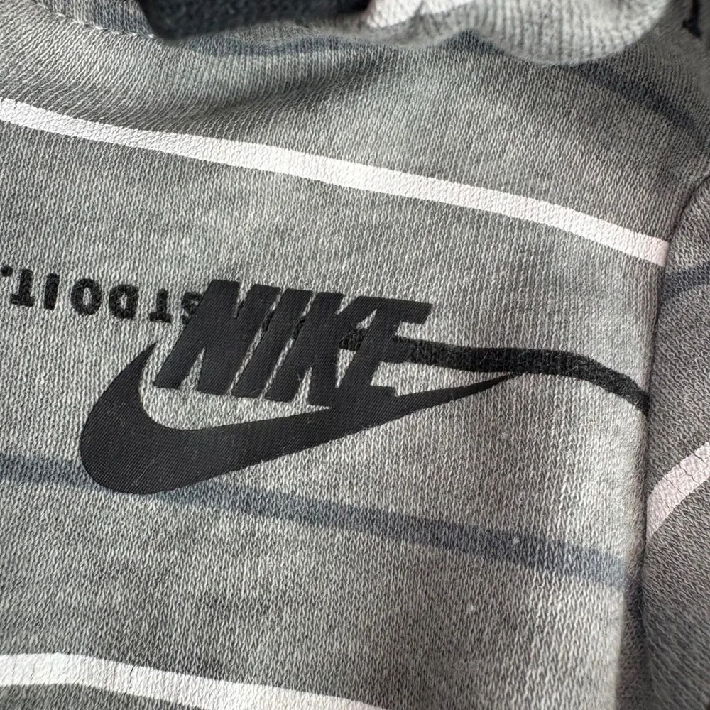 Nike snuggle your